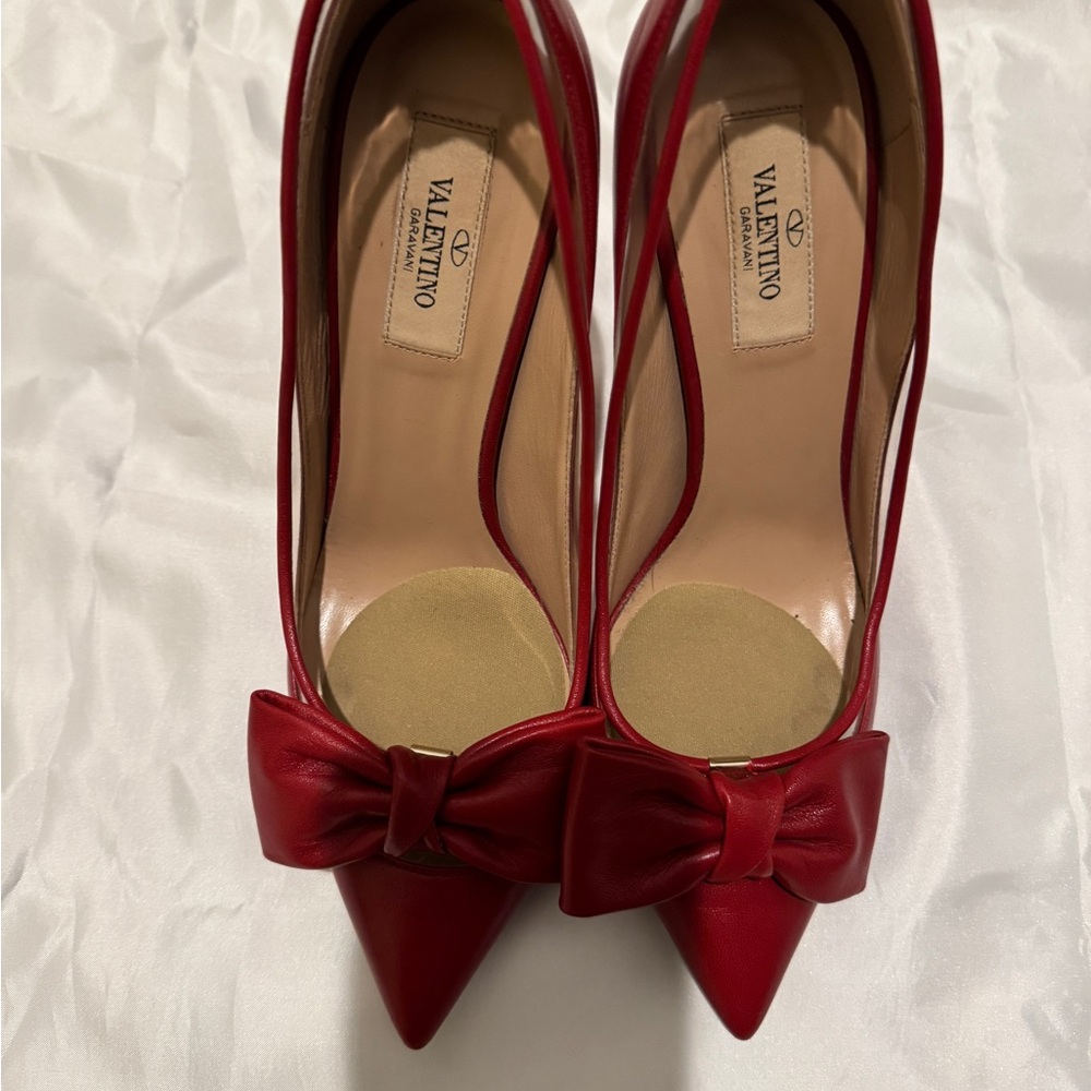 Valentino Red Leather Bow Heels 38.5